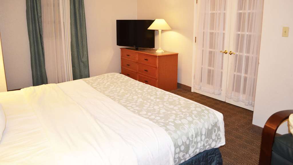 The Grand By Capital O Texarkana I-30 Room photo